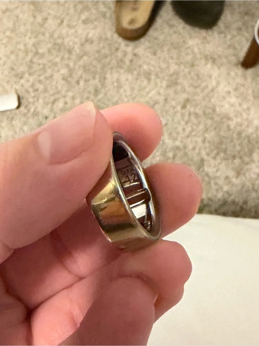 Oura 4th gen Gold Smart Ring *PLEASE READ DESCRIPTION*